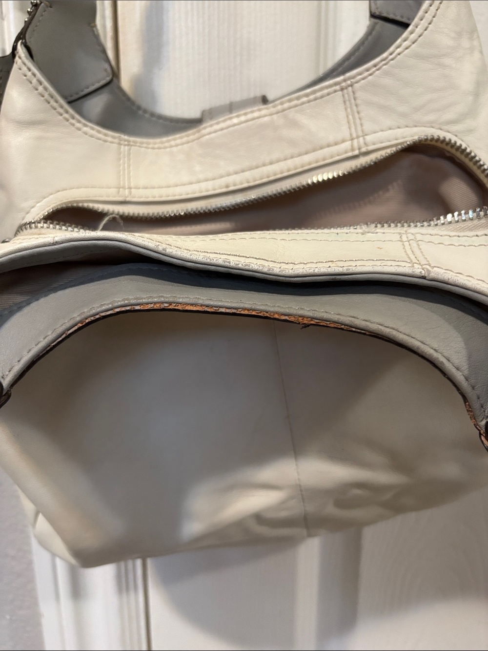 Coach SoHo Lynn Hobo Bag - Picture 8 of 15